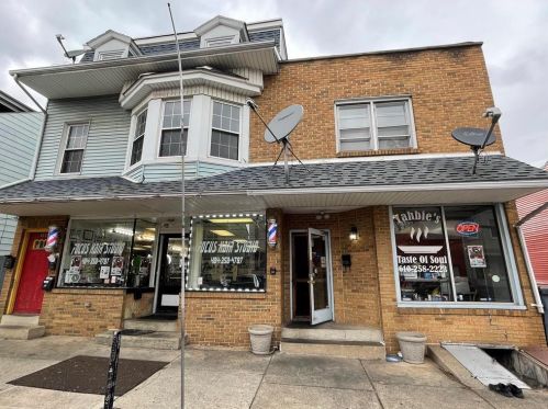 1217 Washington St, Easton, PA 18042-4728