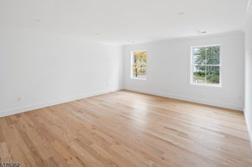 38 Old Smalleytown Rd, Warren NJ  07059-5446 exterior
