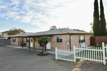 12101 Lakeside Ave, Lakeside, CA 92040-1712