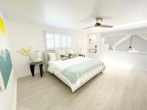 320 Rossmore Dr, Oxnard CA  93035-4465 exterior