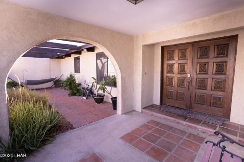 3694 Yazoo Cir, Lake Havasu City, AZ 86404-2306