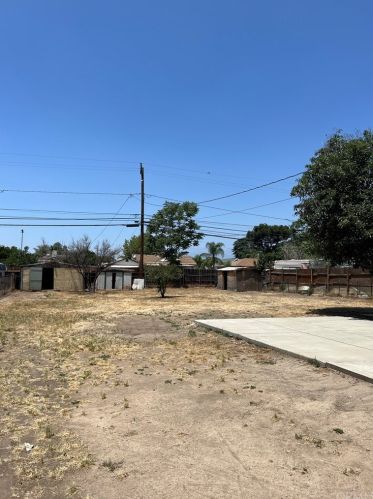 7004 Del Rosa Ave, San Bernardino CA  92404-6410 exterior