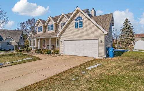2816 Donnet Ct, Dyer, IN 46311-2063