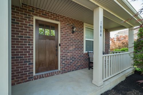 1884 Arbor Springs Blvd, Hamilton, KY 41091-9320