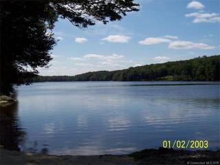 87 Quasset Rd, Woodstock, CT 06281-3306