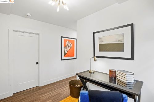 3059 Delaware St, Oakland CA  94602-3219 exterior