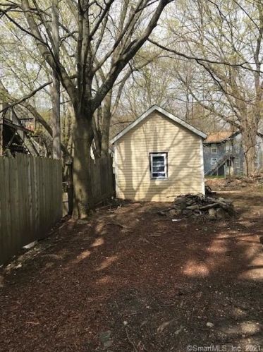 320 Central Ave, Norwich, CT 06360-3211