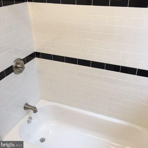 5207 Hazel Ave, Philadelphia PA  19143-1526 exterior