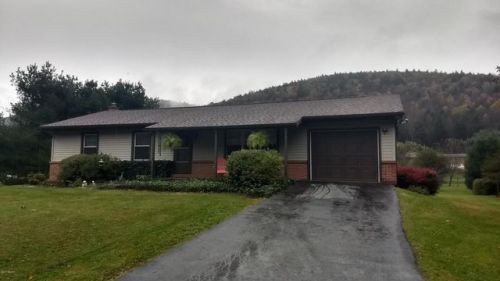1701 Marsh Creek Rd, Howard, PA 16841-2511