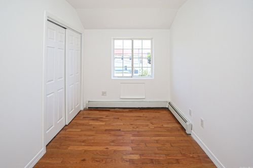 69-04 Bch Channel Dr, Far Rockaway NY  exterior