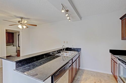 4307 43rd Way, West Palm Beach, FL 33407-6836