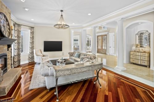 5 Ferguson Rd, Warren, NJ 07059-6965
