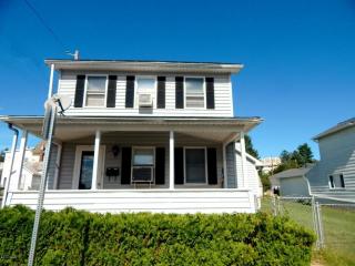 54 Vine St, Danville PA  17821-1162 exterior