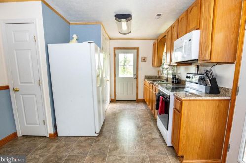 6109 Towles Mill Rd, Spotsylvania VA  22551-3227 exterior