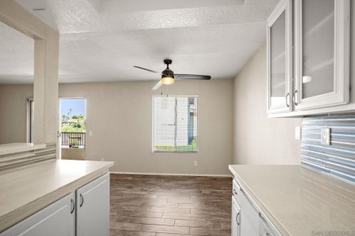 7478 Altiva Pl, Carlsbad CA  92009-6415 exterior