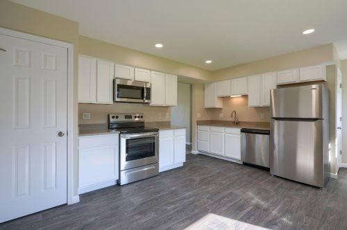 815 Lakeview Dr, Marysville OH  43040-1238 exterior