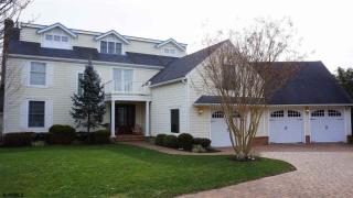 7 Casey Dr, Northfield, NJ 08225-2500