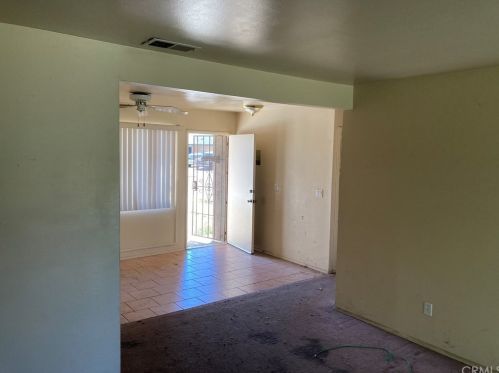 4656 Pocahontas Ave, San Diego, CA 92117-2642