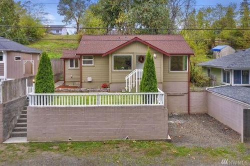 2213 Soundview Ave, Bremerton, WA 98310-5445