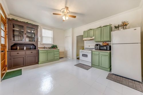 1027 Bernadine Ave, Ambridge PA  15003-1622 exterior