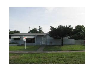 7225 10th Ave, Hialeah, FL 33014-5209