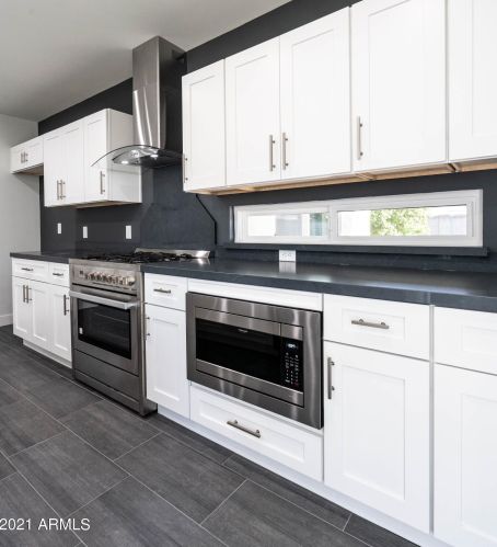 6803 15 St, Phoenix AZ 85040-2321 exterior