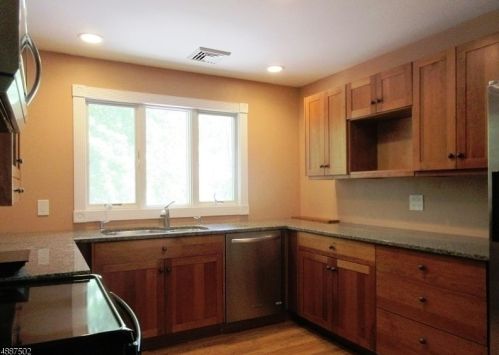 358 Lake Shore Dr, Parsippany NJ  07054-3235 exterior