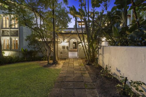 137 El Vedado Rd, Palm Beach, FL 33480-4731