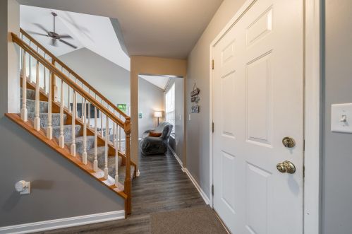 7381 Maybury Ct, Florence KY  41042-8137 exterior