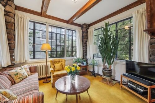 117 Maplewood Ave, Maplewood NJ 07040-1233 exterior