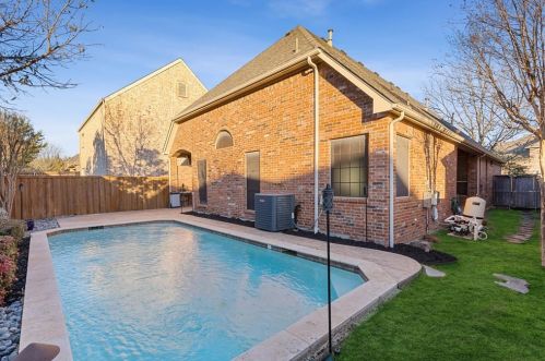 73 Cattail Pond Dr, Frisco TX  75034-8584 exterior
