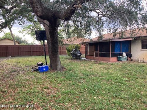 205 Pinedo Dr, Titusville FL  32780-5747 exterior