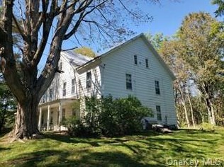 2253 Bulls Head Rd, Stanfordville, NY 12581-5850