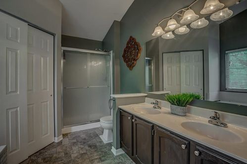 1764 Persimmon Ct, Florence KY  41042-2592 exterior