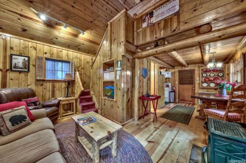2608 Bertha Ave, South Lake Tahoe, CA 96150-2933
