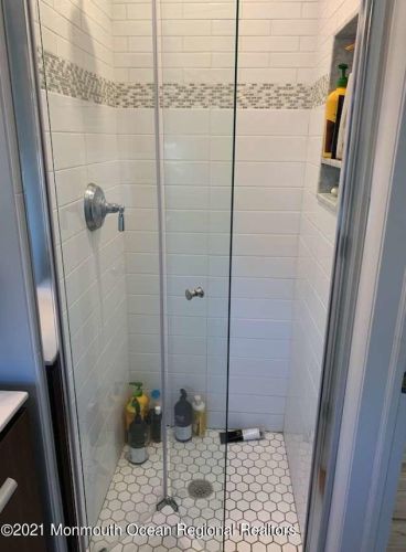 21 Ward Ln, Locust NJ 07760-1730 exterior