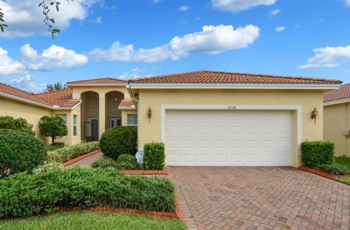 16268 Amethyst Key Dr, Wimauma, FL 33598-4028
