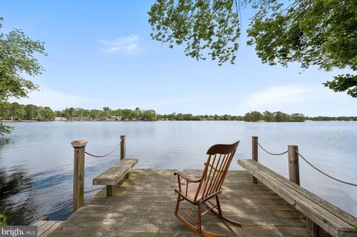 100 Spring Ter, Browns Mills NJ  08015-6502 exterior