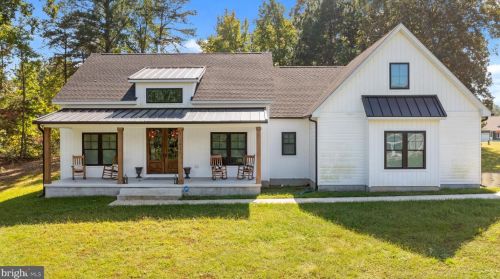 7817 Cedar Creek Ct, Slaughter Beach, DE 19963-4784