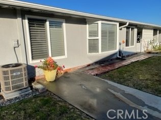 1562 Golden Rain Rd, Seal Beach, CA 90740-4937