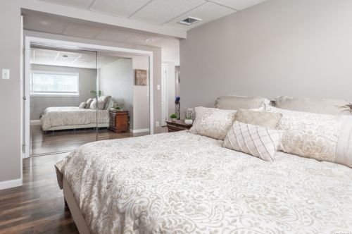 15 Grossman St, Huntington Station NY 11747-2905 exterior