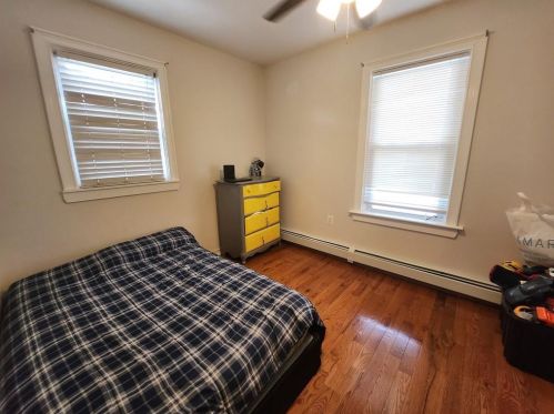 9 Harding Ave, Providence RI  02905-2506 exterior