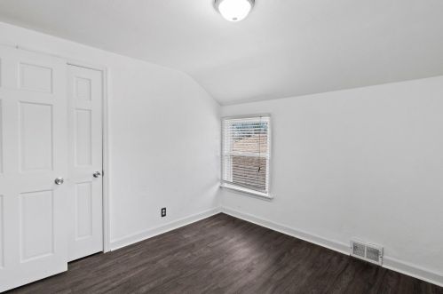 4480 70, Milwaukee WI 53218-5408 exterior