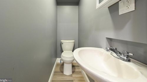 722 Vine St, Camden NJ  08102-1830 exterior