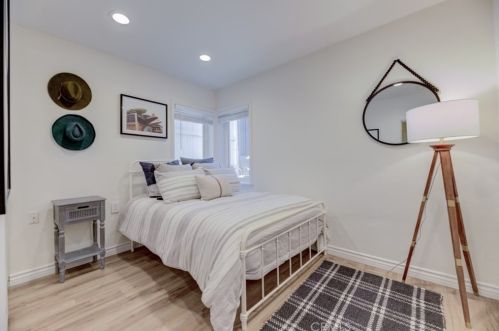 212 41st St, Manhattan Beach CA  90266-3141 exterior