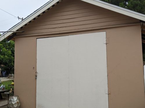 743 Loma Vis Dr, Long Beach CA  90813-2807 exterior