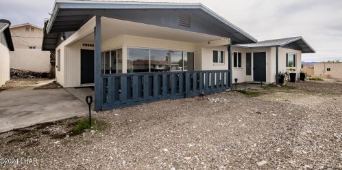 2688 Daytona Ave, Lake Havasu City, AZ 86403-6006