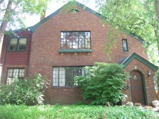 29 Devonia Ave, Mount Vernon NY  10552-1006 exterior