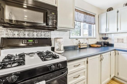 2655 Geneseo Rd, Lake Nacimiento CA  93446-7370 exterior