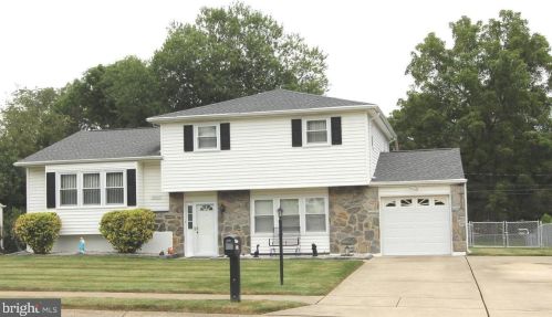 2614 Epping Rd, Wilmington, DE 19810-1167